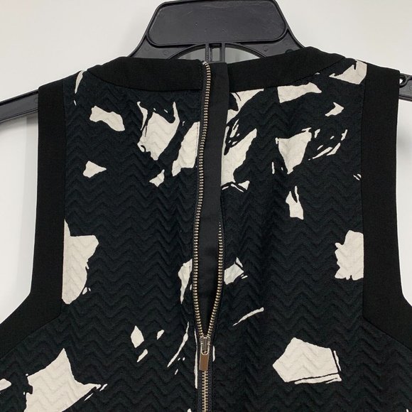 Banana Republic Dress Black White Textured Floral Fit Flare Sleeveless - Picture 12 of 13